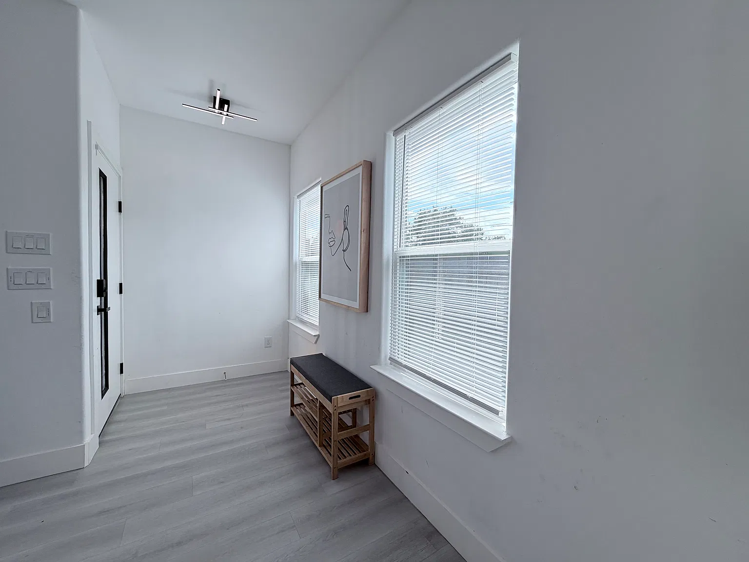 3 bed, 1411 sqft, $2,500 — Photo 3