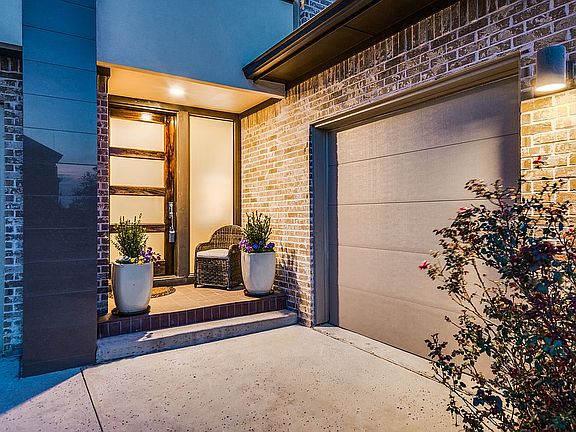4th image of 5574 Statesman Ln