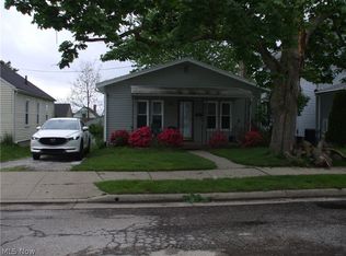 1878 17th St SW, Akron, OH 44314