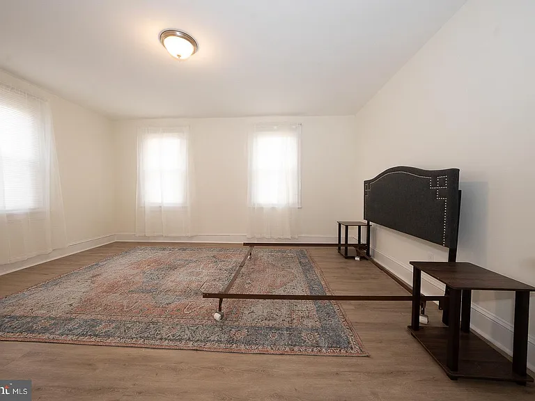 717 Miller St — Photo 29