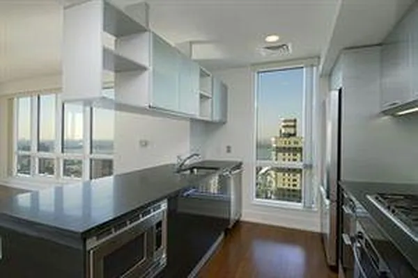 Rented by Corcoran | media 22