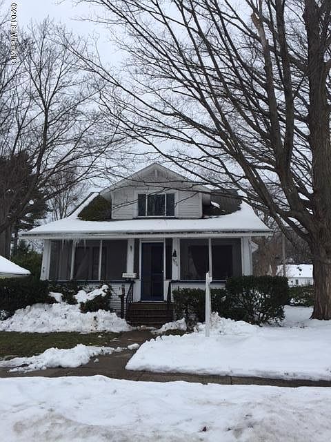 1st image of 1834 Mills Ave