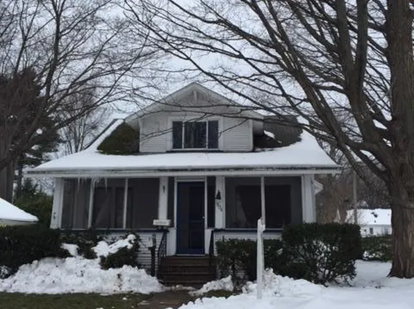 1834 Mills Ave, Muskegon, MI 49445