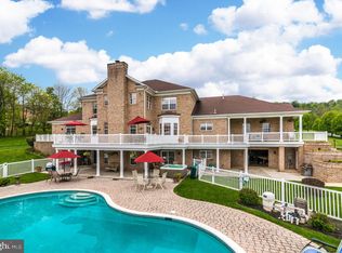 10727 Easterday Rd, Myersville, MD 21773