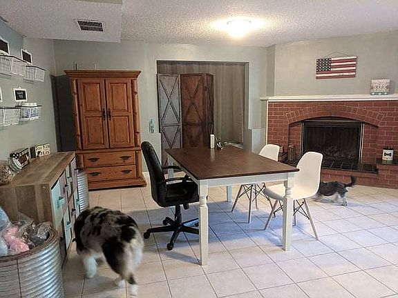 MIL living room