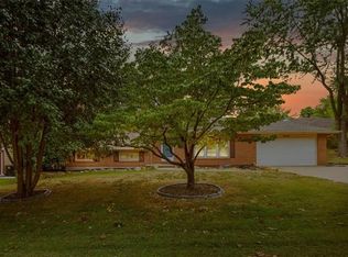 10521 E 35th Ter S, Independence, MO 64052