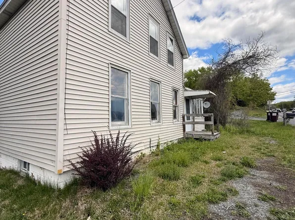 1091 Hoosick Road, Troy, NY 12180