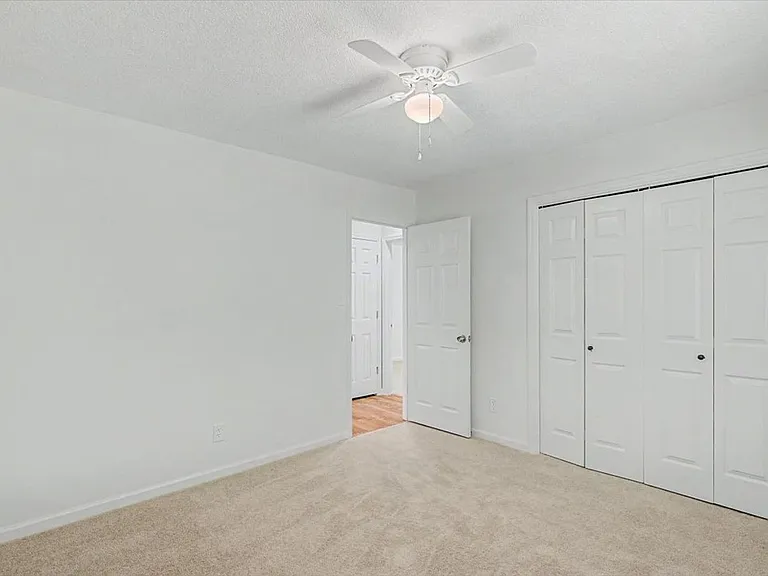 85 S Oak Rd — Photo 19