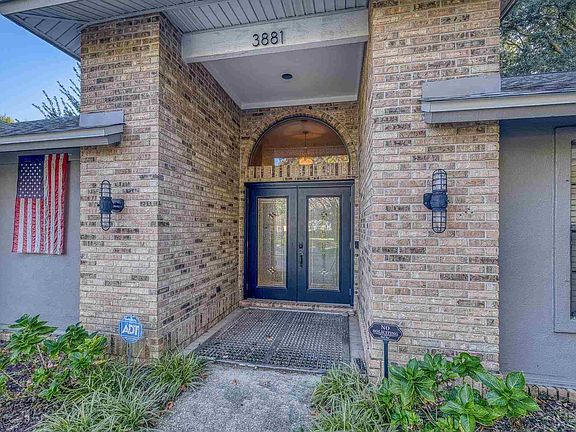 3rd image of 3881 Leesway Cir