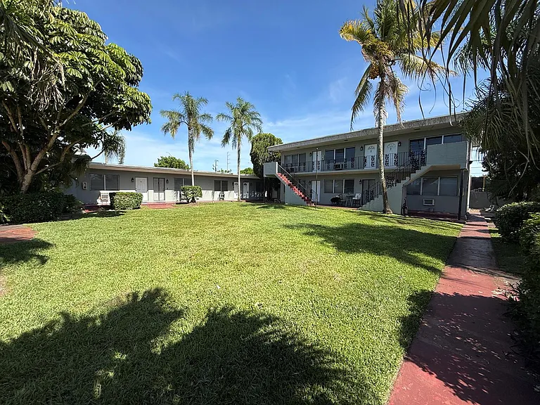 6014 Fillmore St — Photo 11