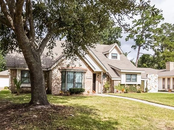 2nd image of 10114 Grassy Cove Dr