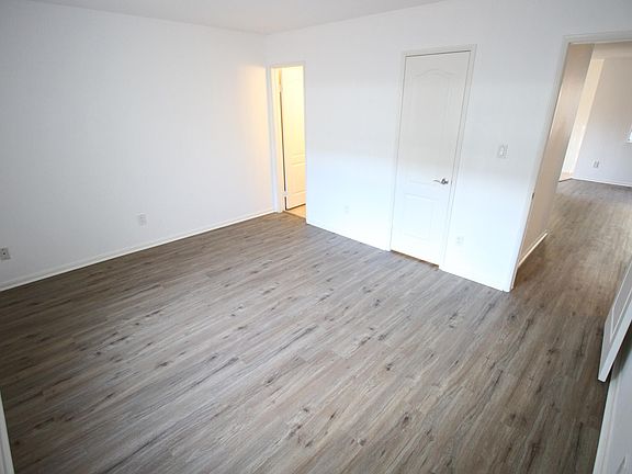 4th image of 471 Ballantyne St Unit 48