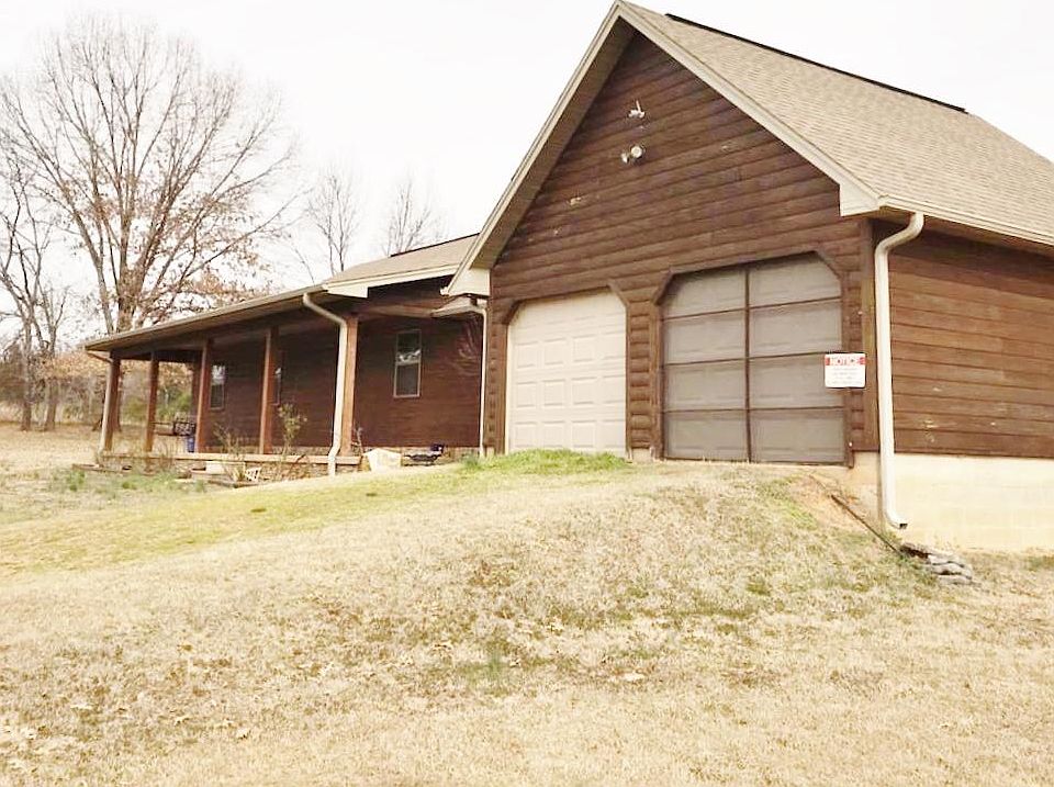 2nd image of 2577 County Road 3411