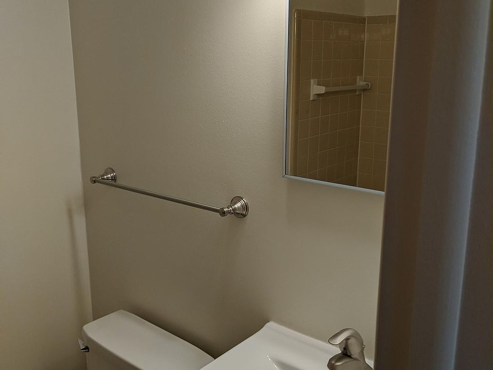 1st image of 331 Sycamore St APT 1