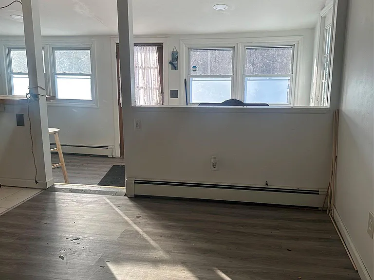 171 Lake Shore Dr — Photo 8