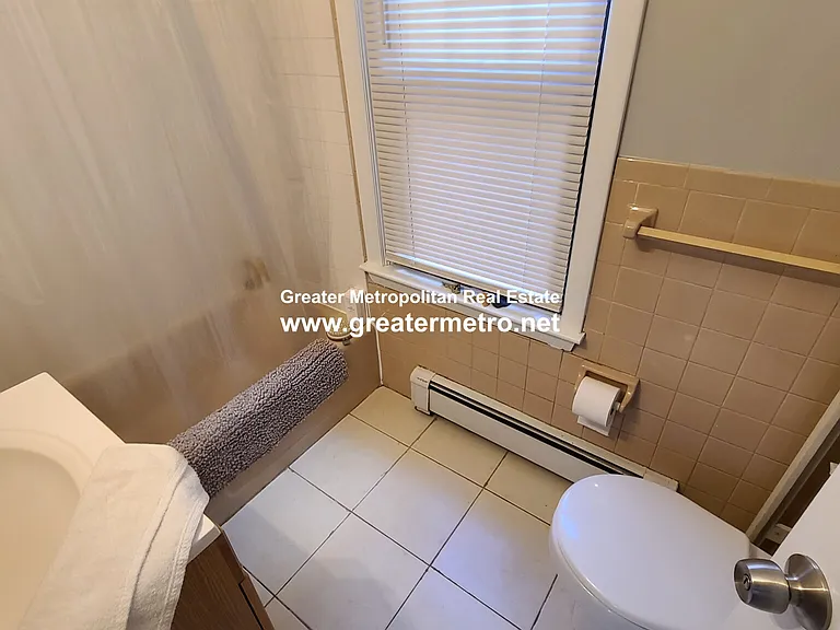 5 Charter St #4 — Photo 11