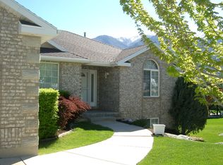 2040 E Deer Run Dr, South Weber, UT 84405