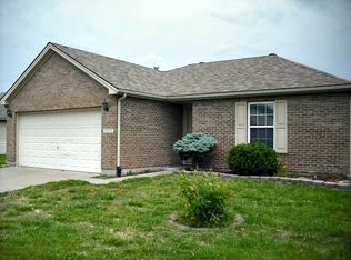 5638 Riverwalk Cir, Newburgh, IN 47630