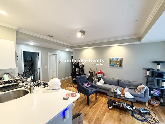 3rd image of 17 Imrie Rd #1T