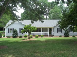 2712 Crescent Hill Ct, Mebane, NC 27302