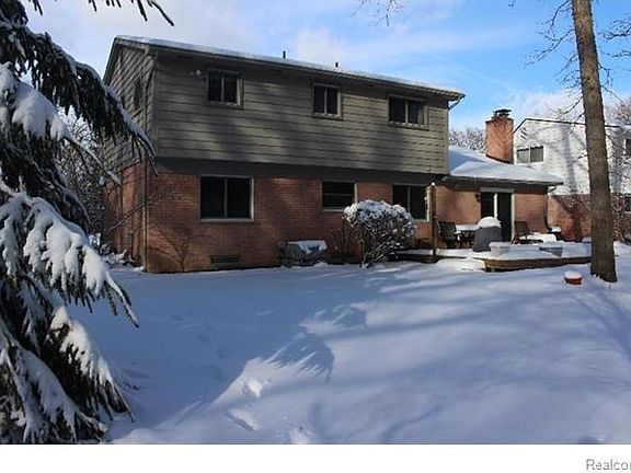 5th image of 3708 Middleton Dr