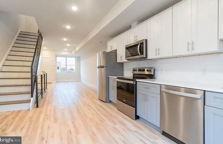 2531 N Mascher St #2 — Photo 23