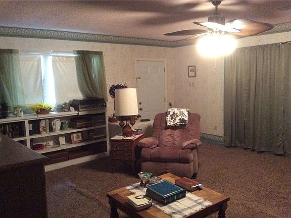 5th image of 11648 Drummond Dr