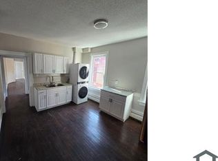 93 Maple Ave APT 1, Hartford, CT 06106
