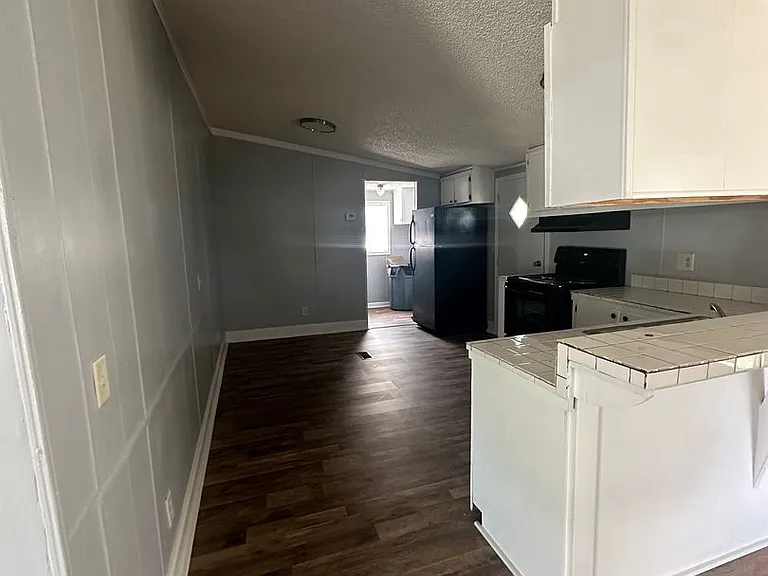 1376 Fleetwood Cir — Photo 13