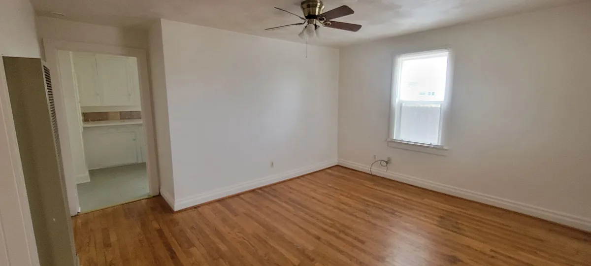 Building Photo - 803 Phay Ave