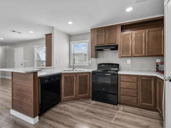 522 Road 5201, Cleveland, TX 77327