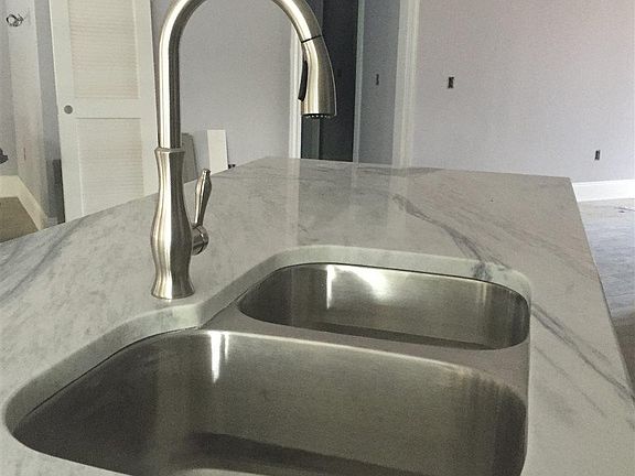 5th image of 5284 Soundside Dr