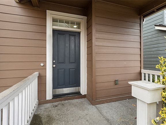 3rd image of 4628 E Q St