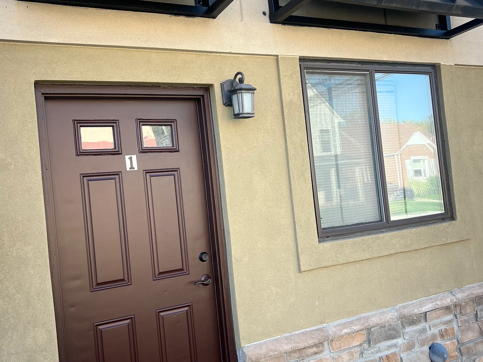 1 bed, 550 sqft, $1,300 — Photo 1