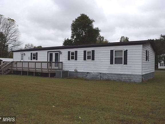 Exterior (Rear)