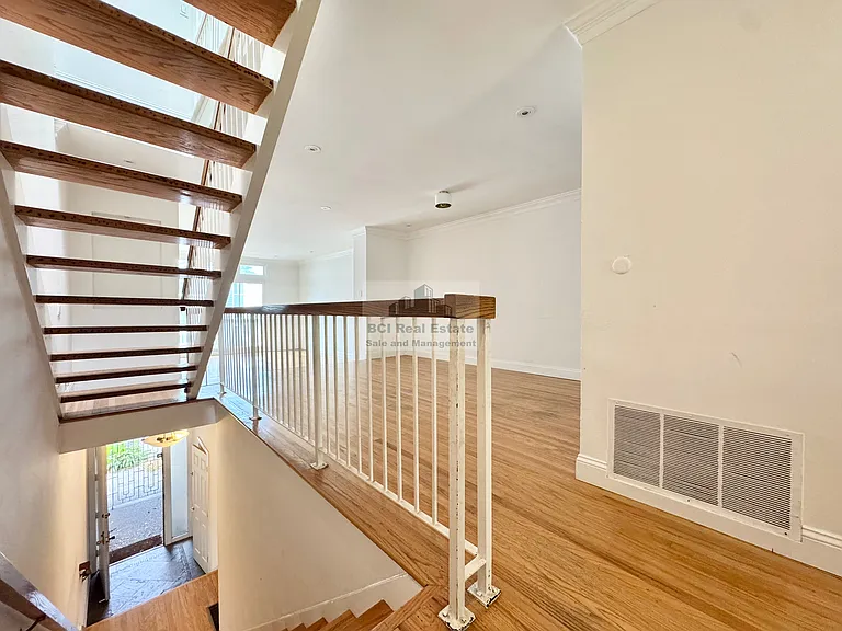 6 Topaz Way — Photo 15
