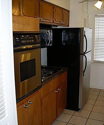 2nd image of 3017 Mahanna Springs Dr APT A