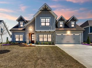 8256 Blackrock Dr, Ooltewah, TN 37363