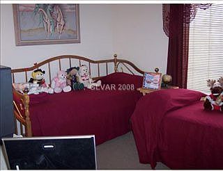 5th image of 2630 Mercy Dr