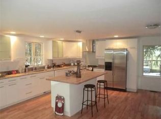 28 Woodland Pkwy, Randolph, MA 02368