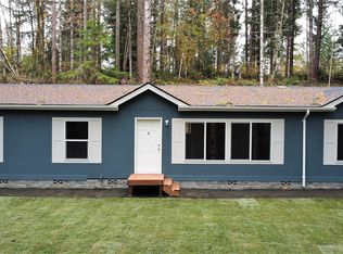 50 N Sherwood Hills Rd, Allyn, WA 98524