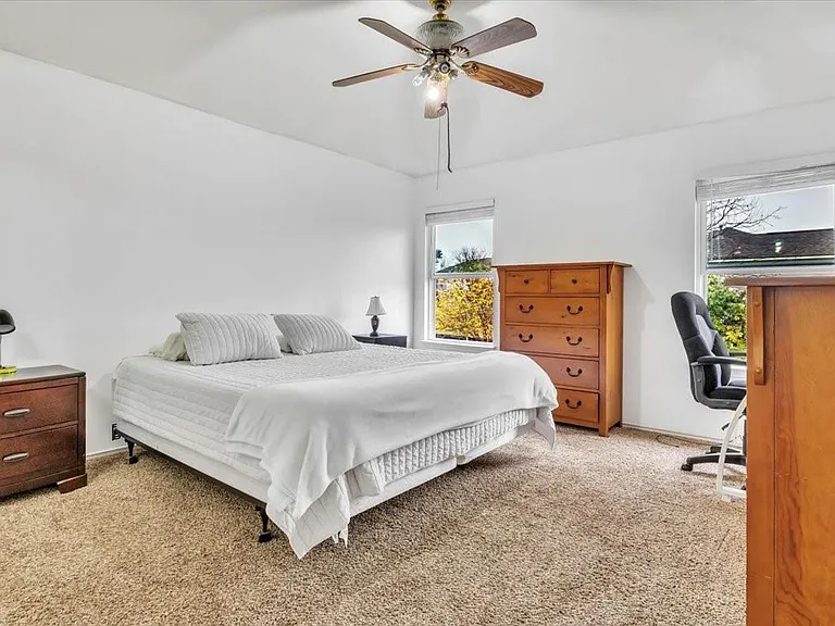 1700 W Pflugerville Pkwy — Photo 29