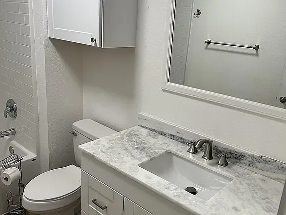 1440 Jackson St #B — Photo 8