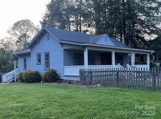 370 Maple St, Brevard, NC 28712