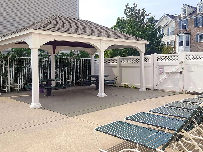185 Horseshoe Ct — Photo 22
