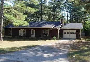176 Hill Ln photo 1