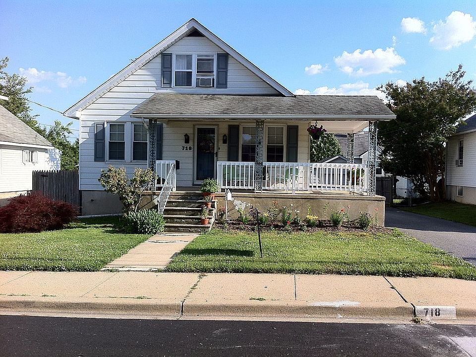 CA Cottage in Elsmere