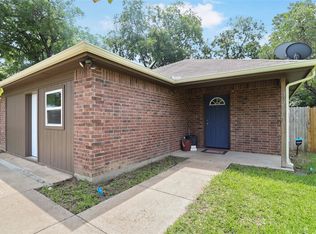 392 Gavins Way, Joshua, TX 76058