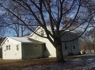 280 E 2nd St, Constantine, MI 49042