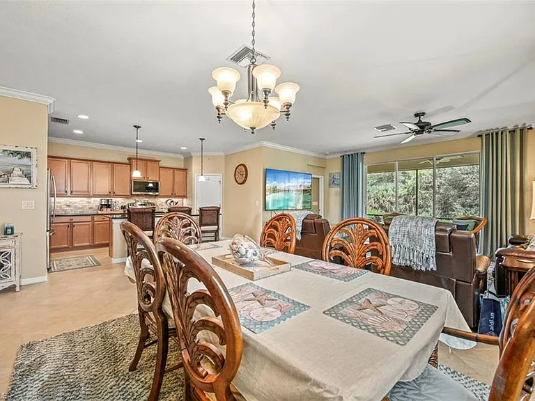 10522 Yorkstone Dr — Photo 15